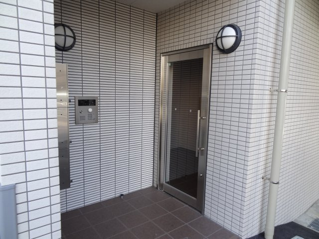 REGALOのエントランス