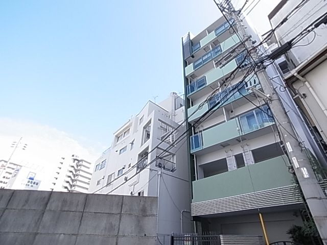 STELLA LUCE北野坂の外観