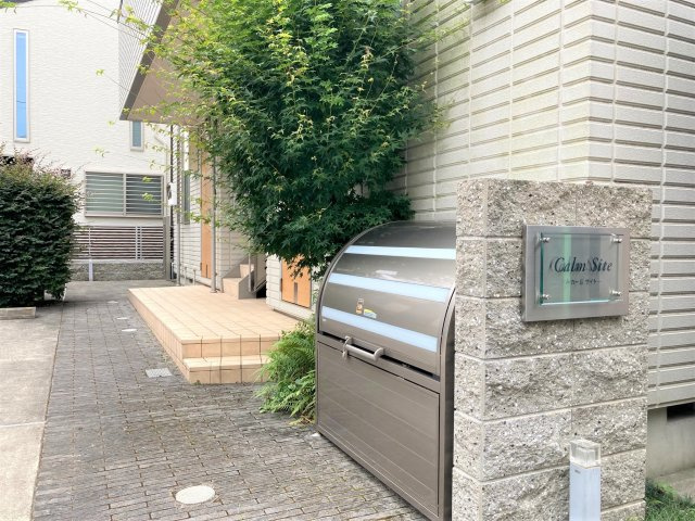 【エントランス】 | Calm Site | お洒落な雰囲気のエントランス♪