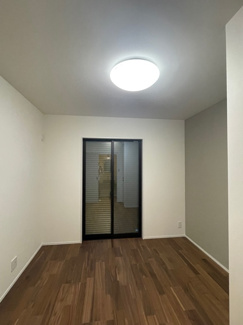 【洋室】 | 京都市右京区梅津　中古戸建 | 洋室5.2帖