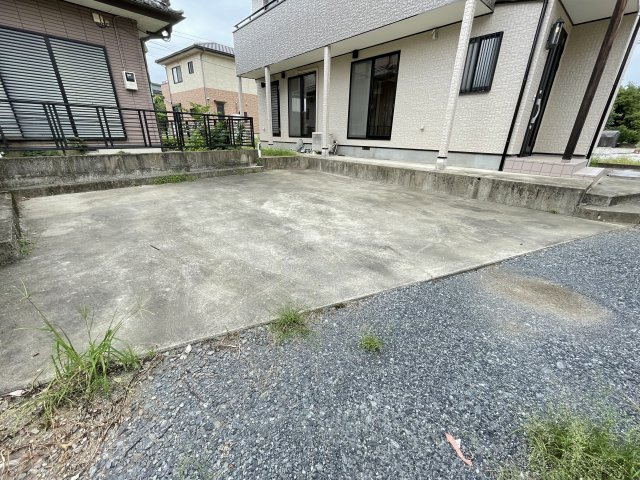 藤岡市本郷　中古の駐車場|駐車場の用意があります