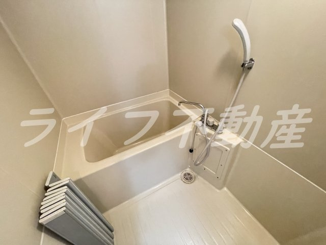 メゾンドール水野の浴室|落ち着いた空間のお風呂です