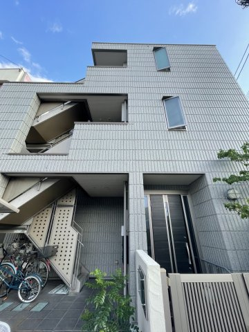 SKY COURTのエントランス