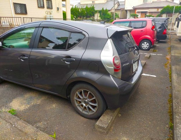 神栖市知手中央６丁目のアパートの駐車場