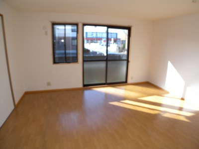 【居間・リビング】 | メゾンソレーユB棟