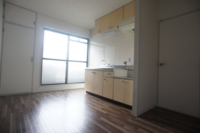 【居間・リビング】 | ツインビル森本一番館