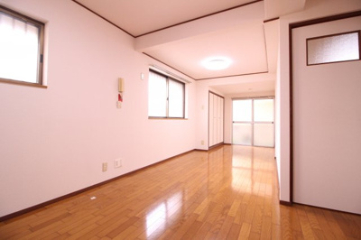 【居間・リビング】 | ミレニアム21