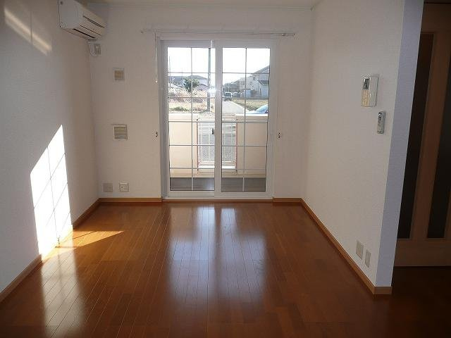 サンライト若松　Ⅰの内装|中はこのようになっています