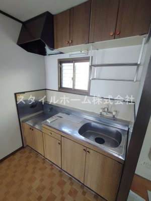 【キッチン】 | コスモハイツデューン | 別部屋写真です。