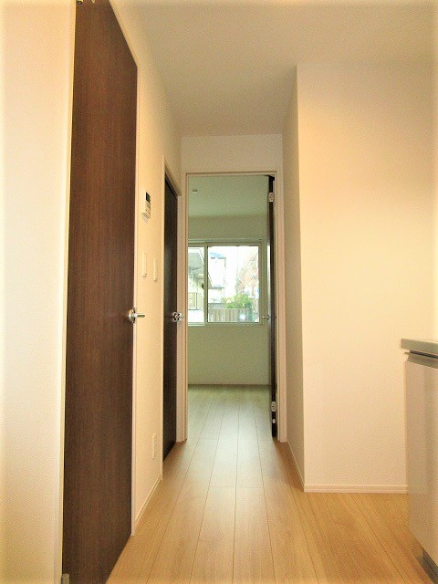 ソレイユコートの玄関