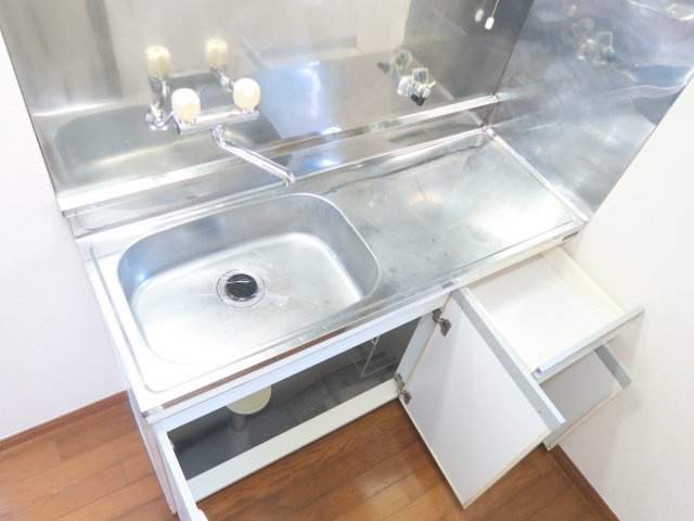 イオチハイツ5号棟のキッチン
