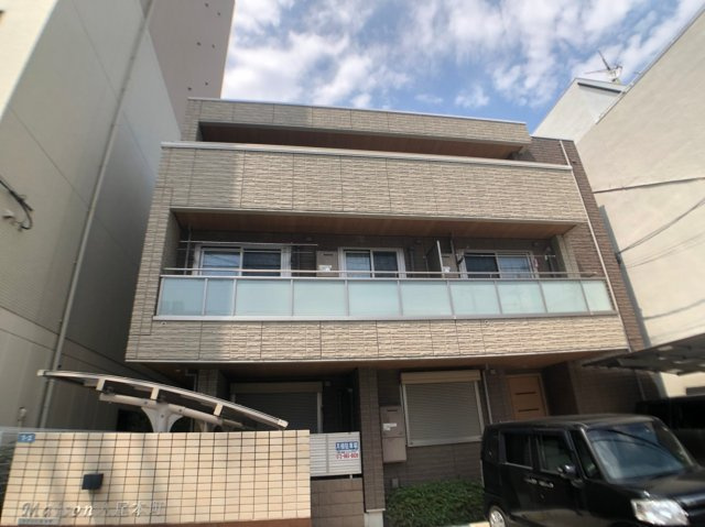 メゾン八尾本町の外観