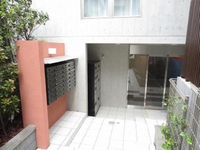 【エントランス】 | ウェルスクエアイズム初台