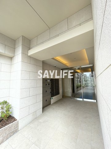 ボーベル玉造のエントランス