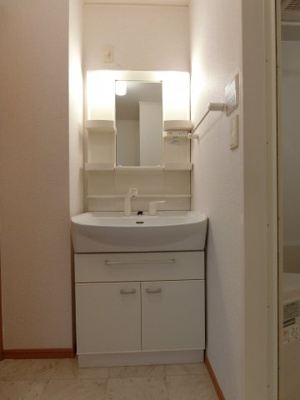 【洗面所】 | リュミエールＡ