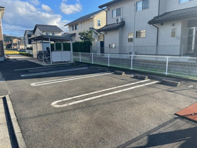 【駐車場】 | リュミエールＡ