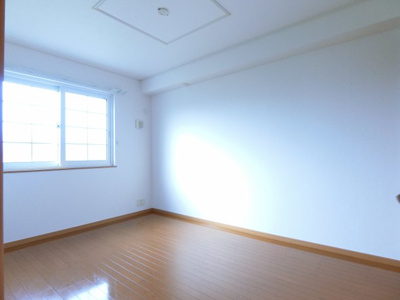 【洋室】 | リュミエールＡ