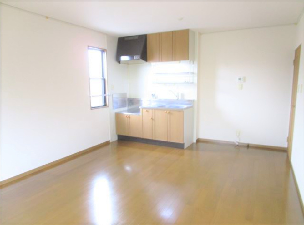 ファミーユシャトーの居間・リビング|使いやすい居間です