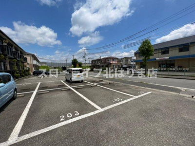 【駐車場】 | フレンドリー　上中