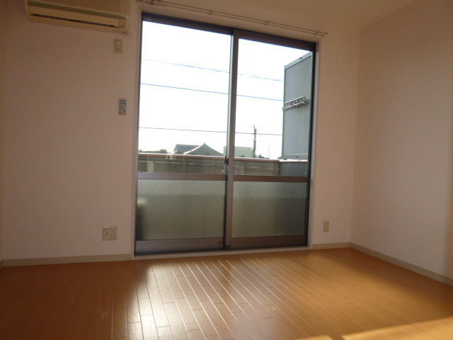 メゾンデラＷ　Ｃの洋室