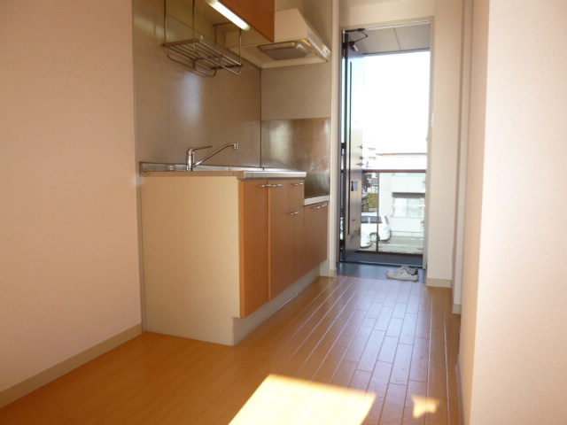 メゾンデラＷ　Ｃのキッチン