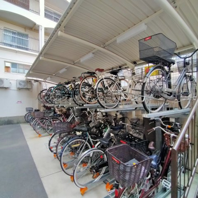 【駐車場】 | シャトー富士 | 駐輪場です。