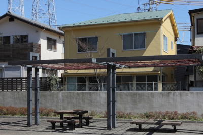 【外観】 | ハイツリバーサイド | 閑静な住宅街に立地です。