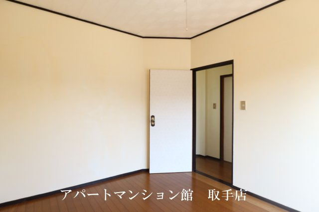 テラスハウス白山の寝室