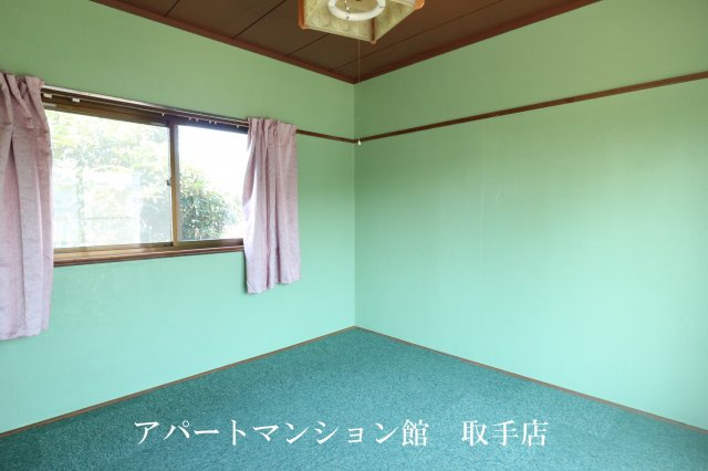 テラスハウス白山の洋室