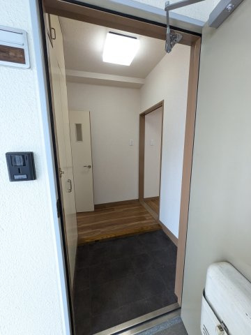 アビタヌーボの玄関