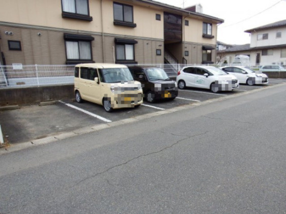 ボヌール峯の駐車場