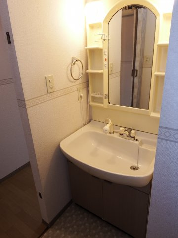 ボヌール峯の独立洗面台