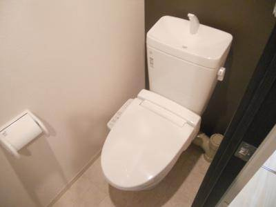 Artdevivre四条（アールドヴィーヴル四条）のトイレ|ウォシュレット