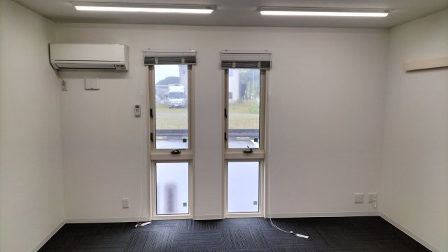 Ｄ－roomマロン　貸事務所の居間・リビング|応接室