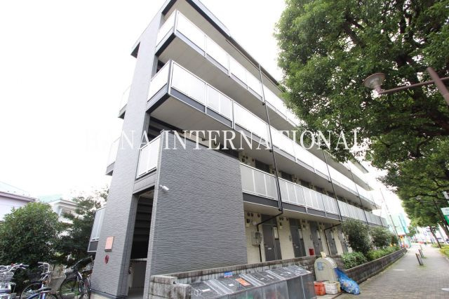 レオパレスプレシアの外観