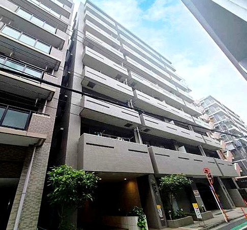 ルネス横浜鶴見（鶴見区鶴見中央1丁目）の外観|外観です　ルネス横濱鶴見　新規内装リフォーム　京浜急行線「京急鶴見」駅徒歩2分　充実の設備　オートロック　角部屋　1999年3月築　3LDK　ペット飼育可　