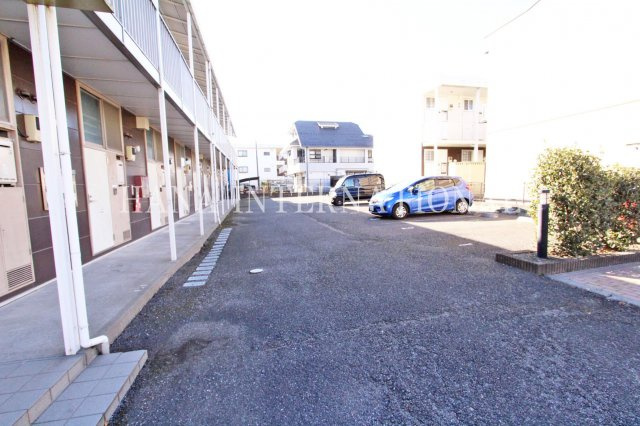 バーディーの駐車場