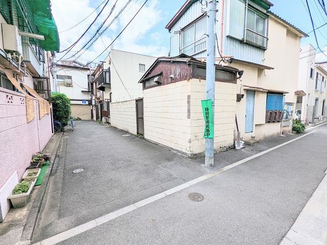 台東区千束３丁目の売地の前面道路含む現地写真