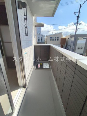 【バルコニー】 | フィーミュール | 別部屋写真です。
