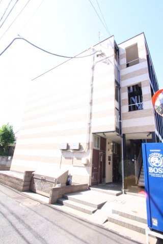 レオパレス下連雀の外観
