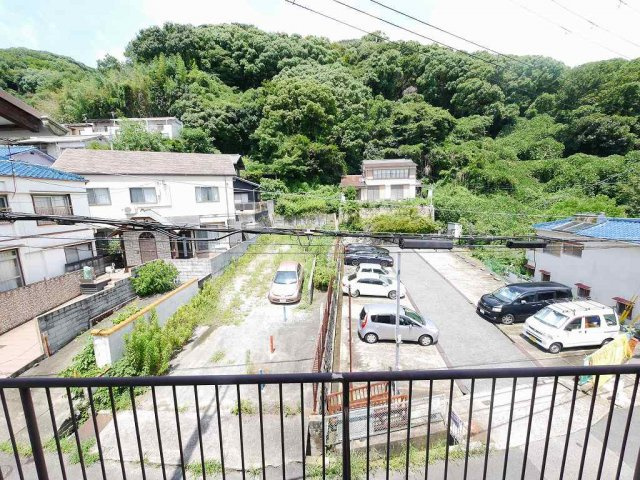 西山町4丁目貸家の展望