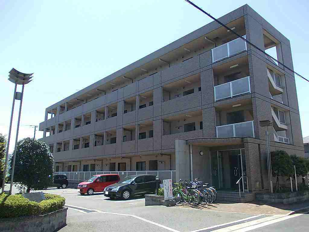 フィールドパークⅡ番館の外観