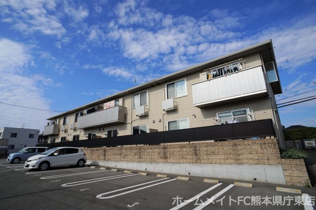 熊本市東区上南部３丁目のアパートの外観