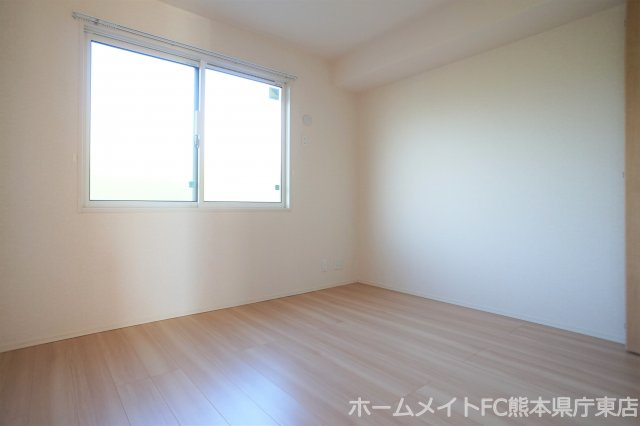 熊本市東区上南部３丁目のアパートの洋室