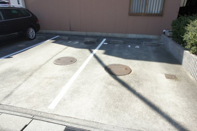 【駐車場】 | ジンジンハウス