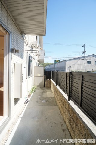 リヤン上南部のバルコニー