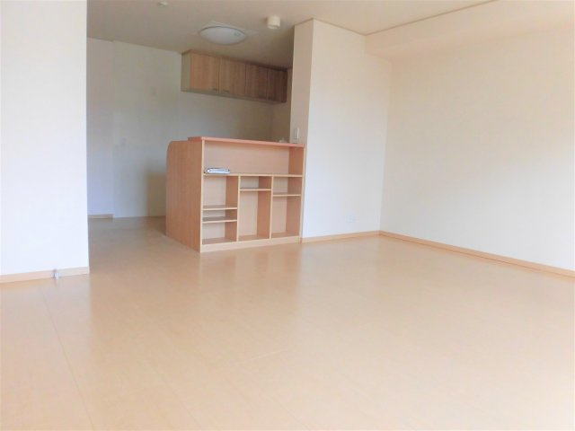 リビングタウン中野IIの居間・リビング