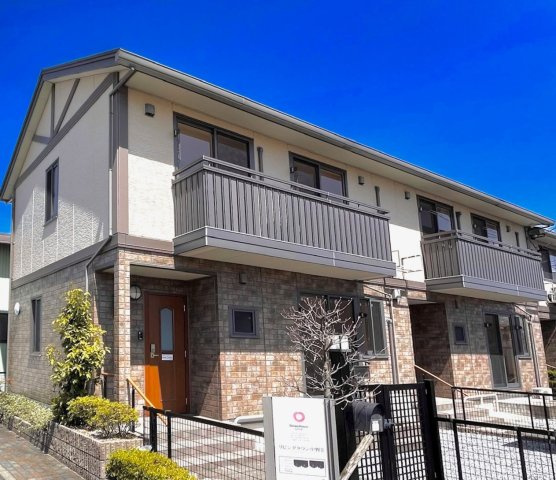 リビングタウン中野IIの外観