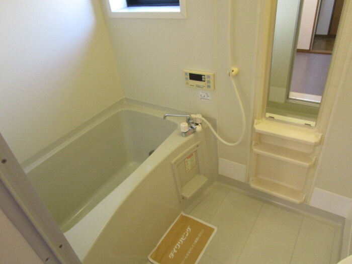 プランドール市川の浴室