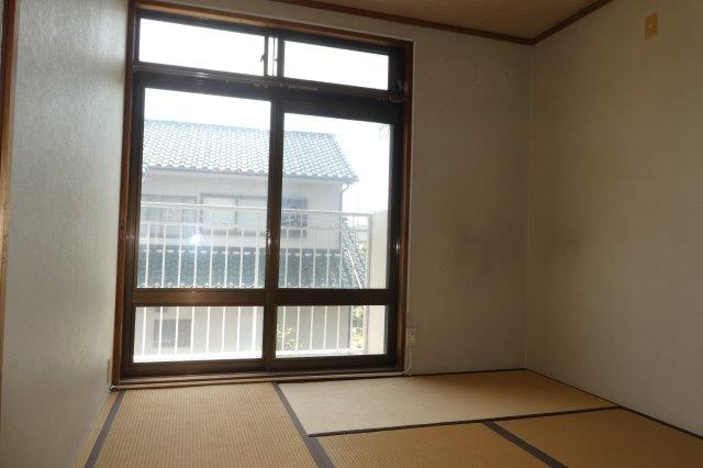 万寿東ハイツの和室
